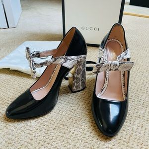Gucci Nimue snakeskin pumps in size 38. Excellent condition.